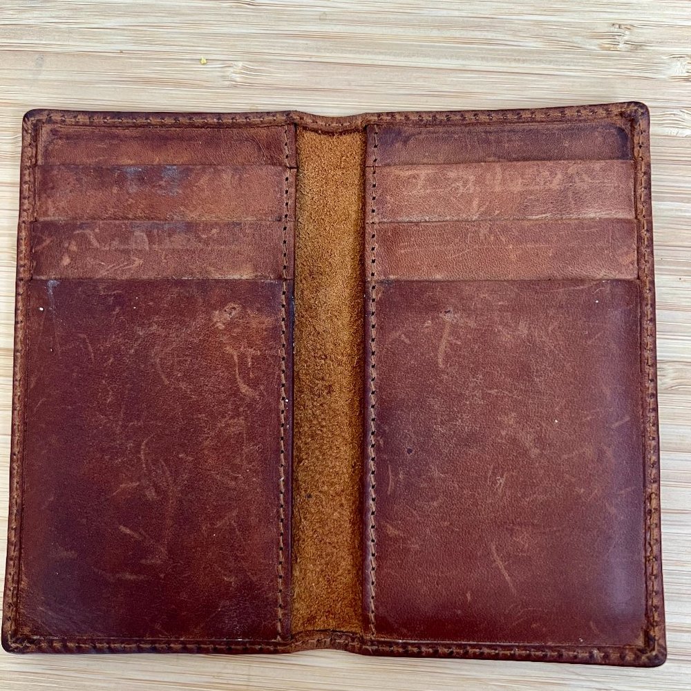 Elevate Leather Verticle Wallet